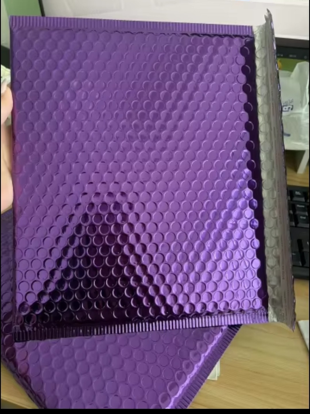 Metallic Purple Protective Bubble Mailers 25 Pack .9×11 NEW.
